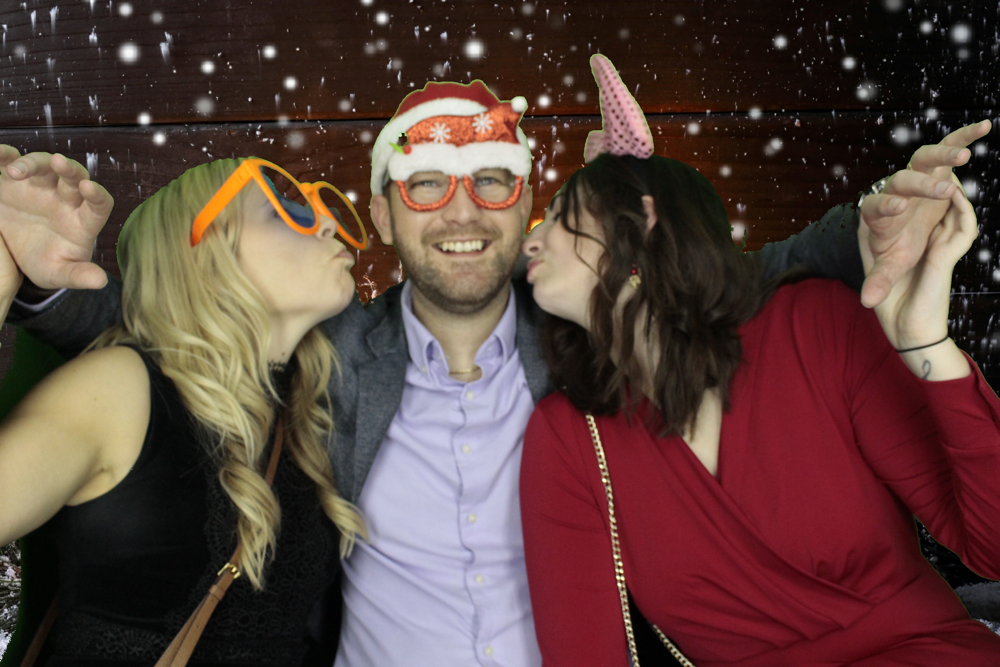 Ocean Network Express Christmas Party 2019 | View more photos from the event at gallery.myphotoboothexperience.co.uk/u/MyPhotoBoothExperienceLtd/Ocean-Network-Express-Christmas-Party-2019
